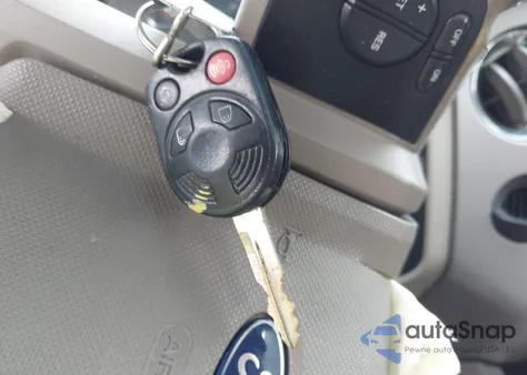 2011 Ford Expedition Limited from USA, damaged, VIN 1FMJU1K55BEF06710